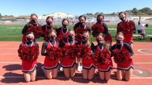 Sanai Victoria Instagram - ❤️🖤 Victory let’s take it, roll it, and shake it! Good job everyone 35-0 🎉🏈🔱
.
.
.
A few are missing but love you all! ❤️😘
.
.
#songleading #songleader #football #sharpeningskills #1sttime #victory #gametime #cheer #sidelinecheer #squad #explore #pepsquad #allidoiswinwinwin #explorepage #greatful #blessed #sanaivictoria 🏈❤️😜
Swipe 👈🏾