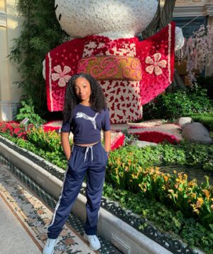 Sanai Victoria Instagram - Mini vacay, to celebrate great news! 🎉
.
.
Any weekend plans❓❓
.
.
#bellagio #bellagiolasvegas #bellagioconservatory #ootd #ootdfashion #puma #pumaxselena #selenagomez #explorepage #explore #instadaily #picoftheday #minivacay #lasvegas #greatnews #grateful #blessed #sanaivictoria ❤️😆🥰💋✌🏽Swipe👈🏽
