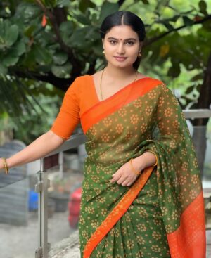 Sandra Babu Instagram - 🧡
#priyamanathozhiserial @suntv 
Pic @vr_vickyroshan