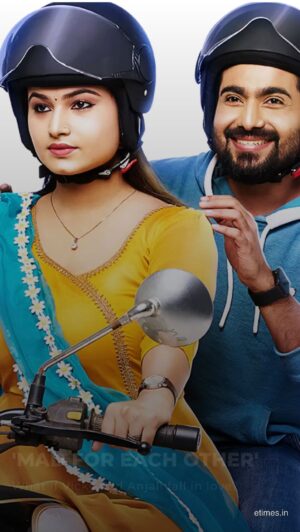 Sandra Babu Instagram - I hope u guys liked my new show Ninnishtam Ennishtam and also my character  Anjali ..Thankue all and keep watch it.❤️
|MON-SUN 7pm | surya Tv | @suryatv 
Costumes @get_enchantedclothing