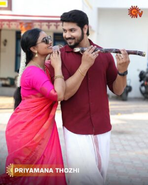 Sandra Babu Instagram - Festive vibes 😍

பிரியமான தோழி | திங்கள் - சனி | 1 PM

#SunTV #PriyamanaThozhi #PriyamanaThozhiOnSunTV #Serials #TamilSerials #SunDigital