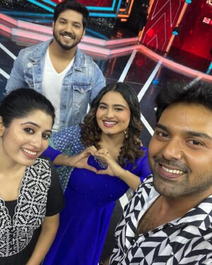 Sandra Babu Instagram - ✨Ranjithame season3✨ @shambhavy_gurumoorthy_official @nandanloganathan @vr_vickyroshan  #priyamanathozhionsuntv #ilakkiyaserial