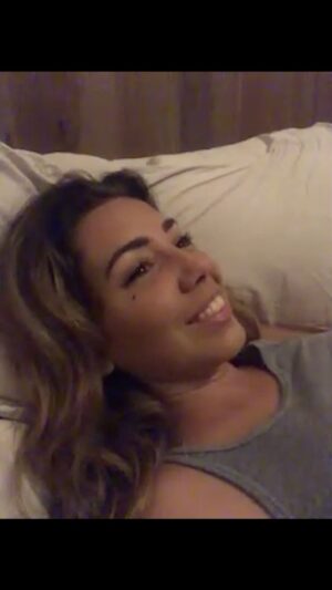 Sandra Cervera Instagram - La sencillez de @pacosepulveda 🎬 y la complicidad de @juanlopez_tagle hacen de esta breve historia un tierno regalito ♥️. Ojalá os guste!!