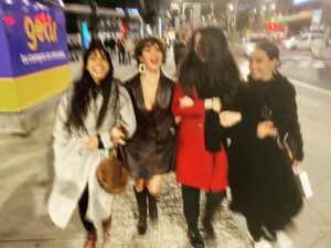 Sandra Cervera Instagram - Nuestro SEX and THE CITY! 💥🫶
En lo bueno, en lo “no tan Bueno” y en lo MEJOR @chanelterrero 💜🔥
Estamos allí contigo titi! 🚀🎤🩰

@alexandramasangkay 
@cecilialopezactriz 
@eurovisiontve @eurovision 💥💥💥