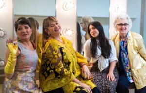 Sandra Cisneros Instagram - Production crew! Soco Aguilar @socoag, Yvette DeChavez @yvettedechavez, and Joan Frederick 🎬

Photo by Cade Bradshaw