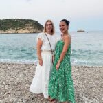 Sandra Díaz Arcas Instagram - Cala Portixol 🤍 La luna llena saliendo del mar de la última foto fue espectacular 🌝