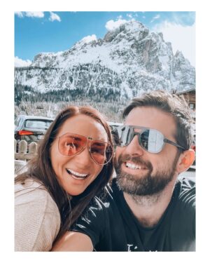 Sandra Nováková Instagram - LOVE & HAPPINESS @vojta7m 

#mountains #italy #dolomites #alps #colfosco #familytime #love #life