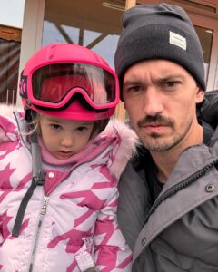 Sanela Diana Jenkins Instagram - How many people does it take to dress 3 year old for skiing lol