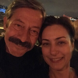 Sanem Çelik Instagram - Doğum günümden 🎂Gülücüklerle, hediyelerle, sevgiyle dopdolu bir gün oldu ☺Dileklerinize, varlığınıza şükürler olsun 🙏🏻🎈❤