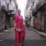Sangeeta Krishnasamy Instagram – #ethnicwear 

@naaz.trendz