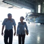 Sangeeta Krishnasamy Instagram - Airforce #selagibernyawa is now on @netflixmy @mzulkarnainazhar @multimedia_entertainment, jadi kita belanja gambar bts la ye 😉