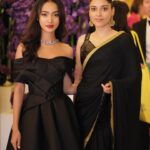 Sangeeta Krishnasamy Instagram - #cannesfilmfestival @festivaldecannes #thainight #europeasia #carltoncannes with @saritareth and our Thor 😜