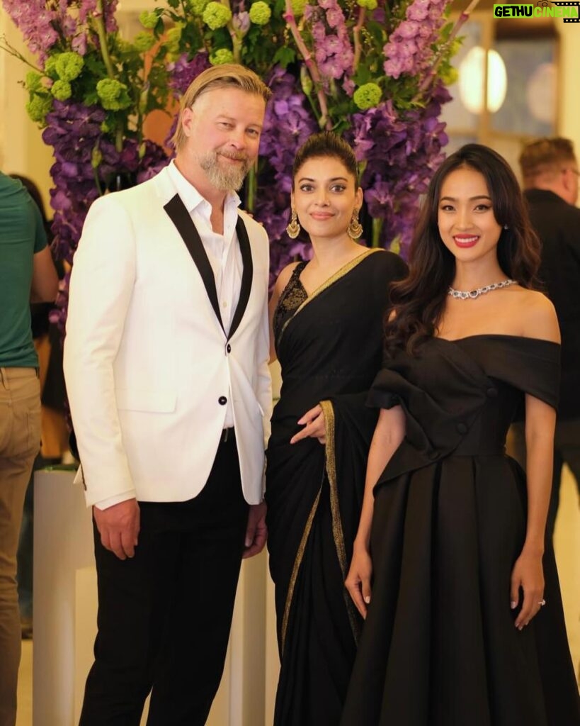 Sangeeta Krishnasamy Instagram - #cannesfilmfestival @festivaldecannes #thainight #europeasia #carltoncannes with @saritareth and our Thor 😜