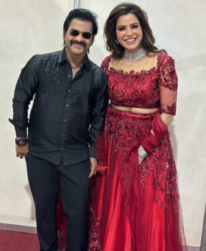 Sangeetha V Instagram - ❤️🖤❤️🖤❤️❤️🖤
Thanks for this attractive and unique costume for both of us in our favorite color from @frontiers_fashion_lounge and gorgeous jewelry from @fineshinejewels 🖤❤️