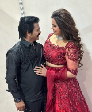 Sangeetha V Instagram - ❤️🖤❤️🖤❤️❤️🖤
Thanks for this attractive and unique costume for both of us in our favorite color from @frontiers_fashion_lounge and gorgeous jewelry from @fineshinejewels 🖤❤️