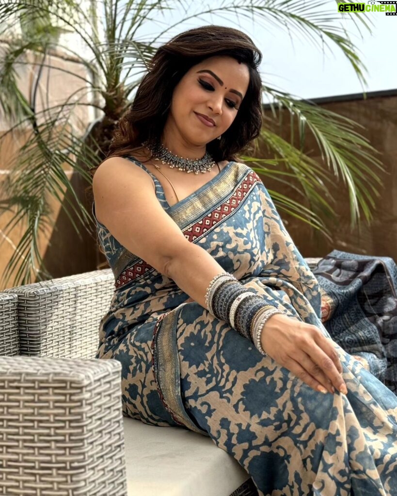 Sangeetha V Instagram - Mesmerizing the own reactions😂❤️