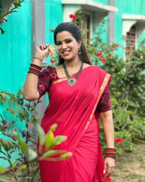 Sangeetha V Instagram - A red dress with beautiful jewelry can make even a shy demure girl feel like a powerful feminine ❤️❤️❤️❤️❤️❤️
.
.
Jewelry by @kabijewellery