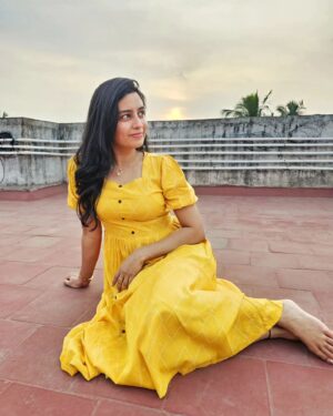Sangeetha sai Instagram - 🧡🧡🧡🧡🧡

🥻🥻 @hayclothing