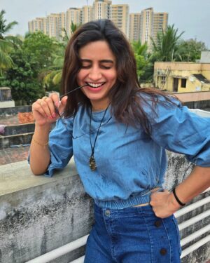 Sangeetha sai Instagram - Amidst the perfect shoot days, some imperfect pics 😉😉

#selflove#loveyouforwhatyouare#universelovesme