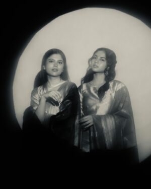 Sanjana Krishnamoorthy Instagram - 🖤🤍

@vastara_thelabel @thatmadraskaran @chisellemakeupandhair @chisellecrew