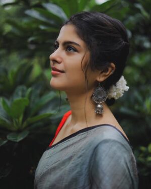 Sanjana Krishnamoorthy Instagram - Wearing @rajmahal_official 🪷
.
@thatmadraskaran