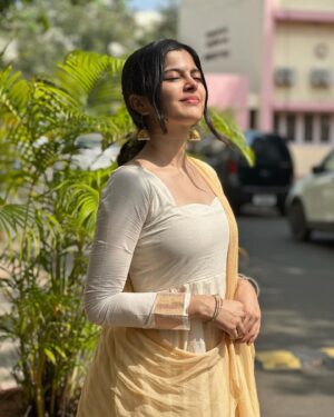 Sanjana Krishnamoorthy Instagram - This glow is from within ☀️