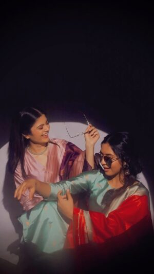 Sanjana Krishnamoorthy Instagram - “The spotlight” girls for life 🪩💃🏻

Crafted from luxurious semi kanchipuram silk, 
this entire ensemble exudes elegance and charm, perfect for your special occasions ✨ 
The unique and custom made colour palette 
of this suit set & the breathtaking dupatta 
makes it a must-have for this festive season! 
Have a classy Diwali this year 
with @vastara_thelabel 🎆 
Dm @vastara_thelabel for our outfit details 🫶🏼

Shot by @thatmadraskaran 
Hair and Makeover by @chisellemakeupandhair 
@chisellecrew