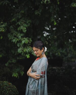 Sanjana Krishnamoorthy Instagram - Wearing @rajmahal_official 🪷
.
@thatmadraskaran