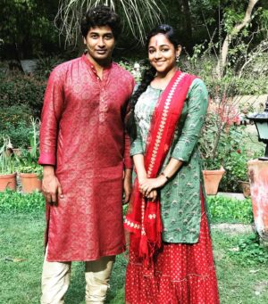 Santhy Balachandran Instagram - GULMOHAR 

@disneyplushotstar 
@rahulchittella 
@bajpayee.manoj