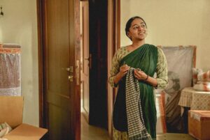 Santhy Balachandran Instagram - Reshma Saeed 🌺 Feisty yet sensitive, sassy yet coy, her myriad moods have been captured in these portraits by the lovely, supremely talented @routes_and_shoots ✨

#gulmoharonhotstar