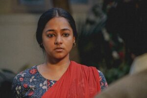 Santhy Balachandran Instagram - Reshma Saeed 🌺 Feisty yet sensitive, sassy yet coy, her myriad moods have been captured in these portraits by the lovely, supremely talented @routes_and_shoots ✨

#gulmoharonhotstar