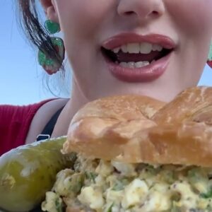 Sara Andrews Instagram - This egg salad hits the spot on a hot summer day! But I can’t get over how cute and functional these Egguins are!!!