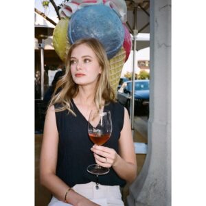 Sara Paxton Instagram - 🍦 @ivanarose