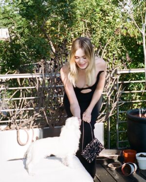 Sara Paxton Instagram - ✨Blonde. Sep 28✨ 📸 @ivanarose @itsamandalim @bobbyeliot #blondeonnetflix