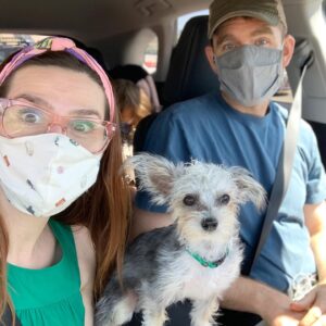 Sara Rue Instagram - Yesterday we took a family trip (big day! We left the house! 🎉🙌💕🎊🥴) to get a Covid test at Dodger Stadium.  LA peeps, it was so fast and easy. We made our appt online the night before,  got the appt time we wanted and on a busy Saturday the whole thing took under an hour, was totally free AND we got our results (all Negative)  in less than 24 hours! 👍🏼🎉☺️