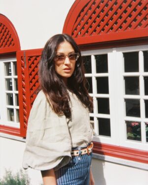 Sara Salgado Instagram - Me and my @furla sunglasses are ready for our best summer yet ☀️
#FurlaSunseekers #FurlaItalianMoments