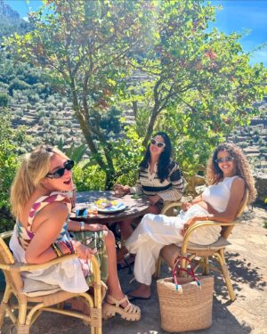 Sara Salgado Instagram - Mallorca with the best - Part II 🌊🥂🤍 #ladespedida #nadatemam
