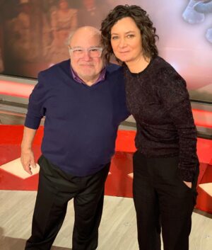 Sara Gilbert Instagram - Thanks, Danny Devito! We loved having you. 
#thetalk
