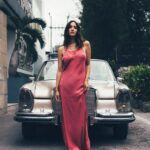 Sara Malakul Lane Instagram - New dress. Old car ⭐️ @poupettestbarth @scottgoldsbury