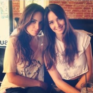Sara Malakul Lane Instagram - Happiest birthday @doradodenise #loveandgratitude (are we still in that room?)