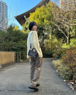 Sara Minami Instagram - 着々と奴が迫ってきている...花粉...🦈