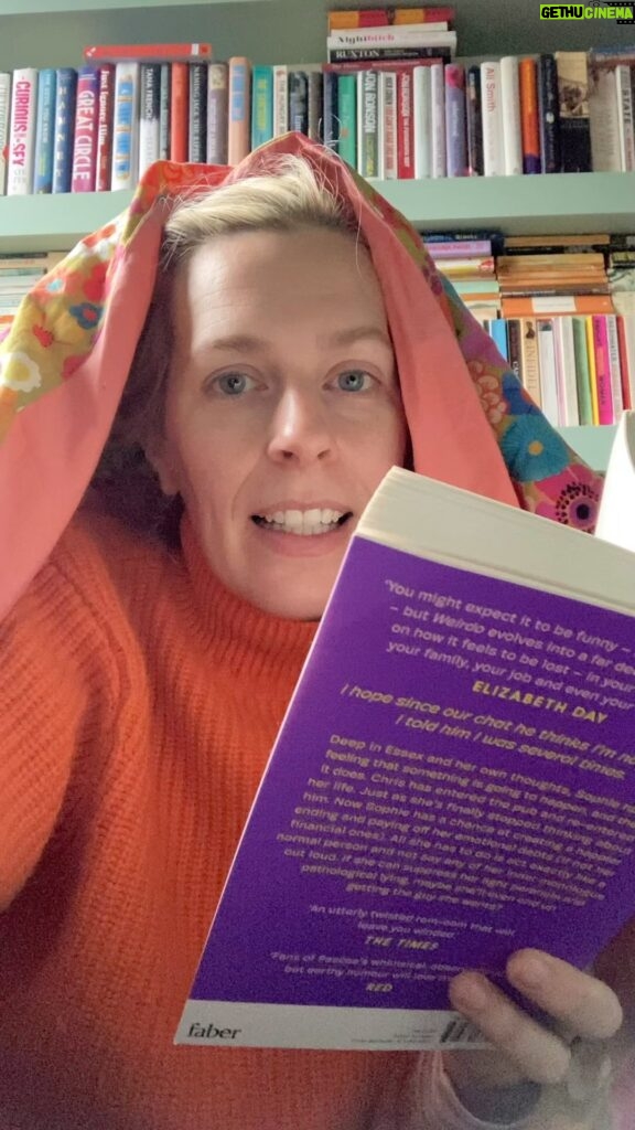 Sara Pascoe Instagram - I’ve loved reading lines to you and semi-neglecting my childcare responsibilities Weirdo is out in paperback! 📖📚📘