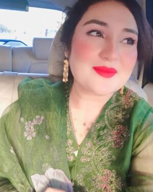 Sara Raza Khan Thumbnail - 123 Likes - Top Liked Instagram Posts and Photos