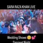 Sara Raza Khan Instagram - Wedding Shows are also Extreme Fun with Beautiful Families of Indo Pakistan🇵🇰 💕☺ #happinessthroughmusic Glimpse of Recent Appearances! #sararazakhanlive #sararazakhan