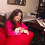 Sara Raza Khan Instagram - Eid Mubarak❤ For our First Eid Vlog Visit OUR youtube channel ☺✌ https://m.youtube.com/c/SaraRazaKhanOFFICIAL