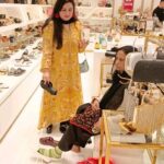 Sara Raza Khan Instagram - No other partner only my Love ❤!!!! Say MashaAllah!!! ♥️♥️♥️ #motherlove #motherdaughter #saraRazaKhan #familytime #instagood #viral #shopping #dubai #loveforlife #trending #reels #viral #cometodubai