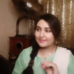Sara Raza Khan Instagram - Jee hamein manzoor hai apkaa ye fayslaa ❤🥰☺ . . . Just vocals 🥰 for you all!!! Beautiful lyrics n beautiful❤ old song🎵 #sararazakhan #music #trending #bollywood #viral #cover #bliss #unplugged