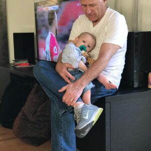 Sarah Butler Instagram - Belated shoutout to all the dads… those who have been dadding since 1985, all the way to those about to get behind the wheel! #oneweek #incomingdad #lovemydad #happyfathersday2021