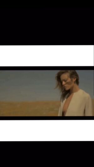 Sarah Dumont Instagram - Sensitive Sayo aka Me shot by Matthew Guion Films
.
#throwback #emo #fashion #film #mojavedesert