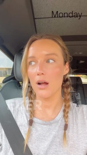 Sarah Dumont Instagram - 